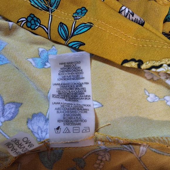 NWT CALVIN KLEIN CASUAL TOP - Picture 9 of 9